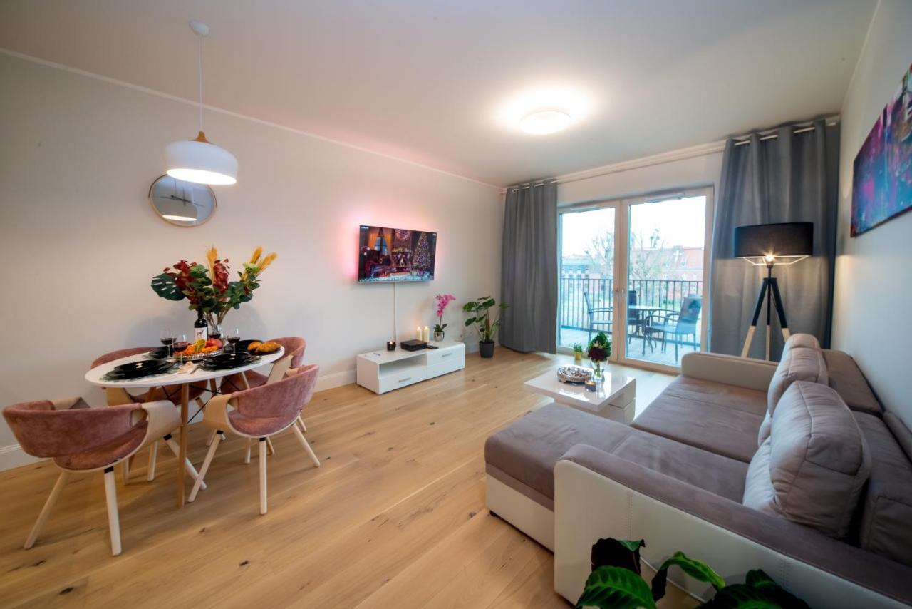 Maya'S Flats & Resorts - River View Gdansk Luaran gambar