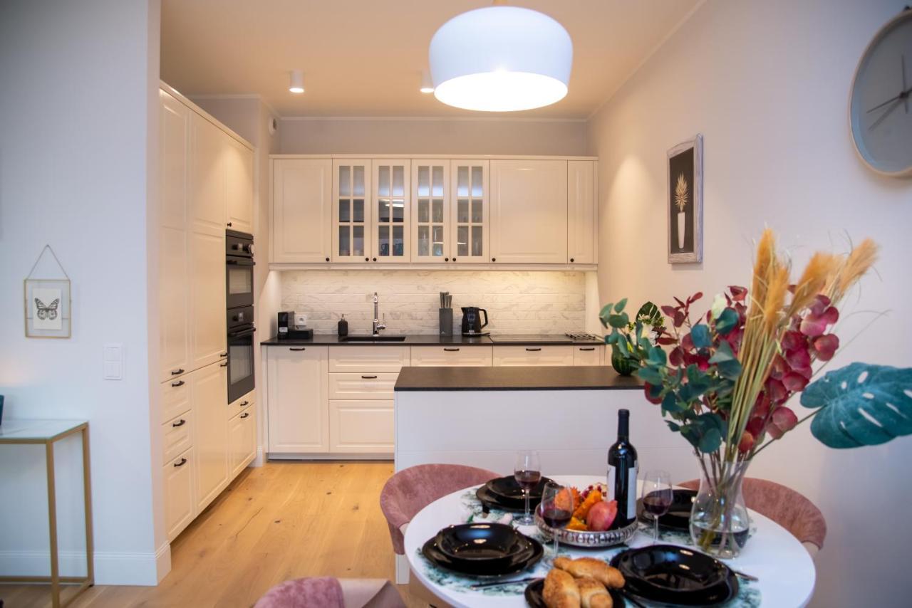 Maya'S Flats & Resorts - River View Gdansk Luaran gambar